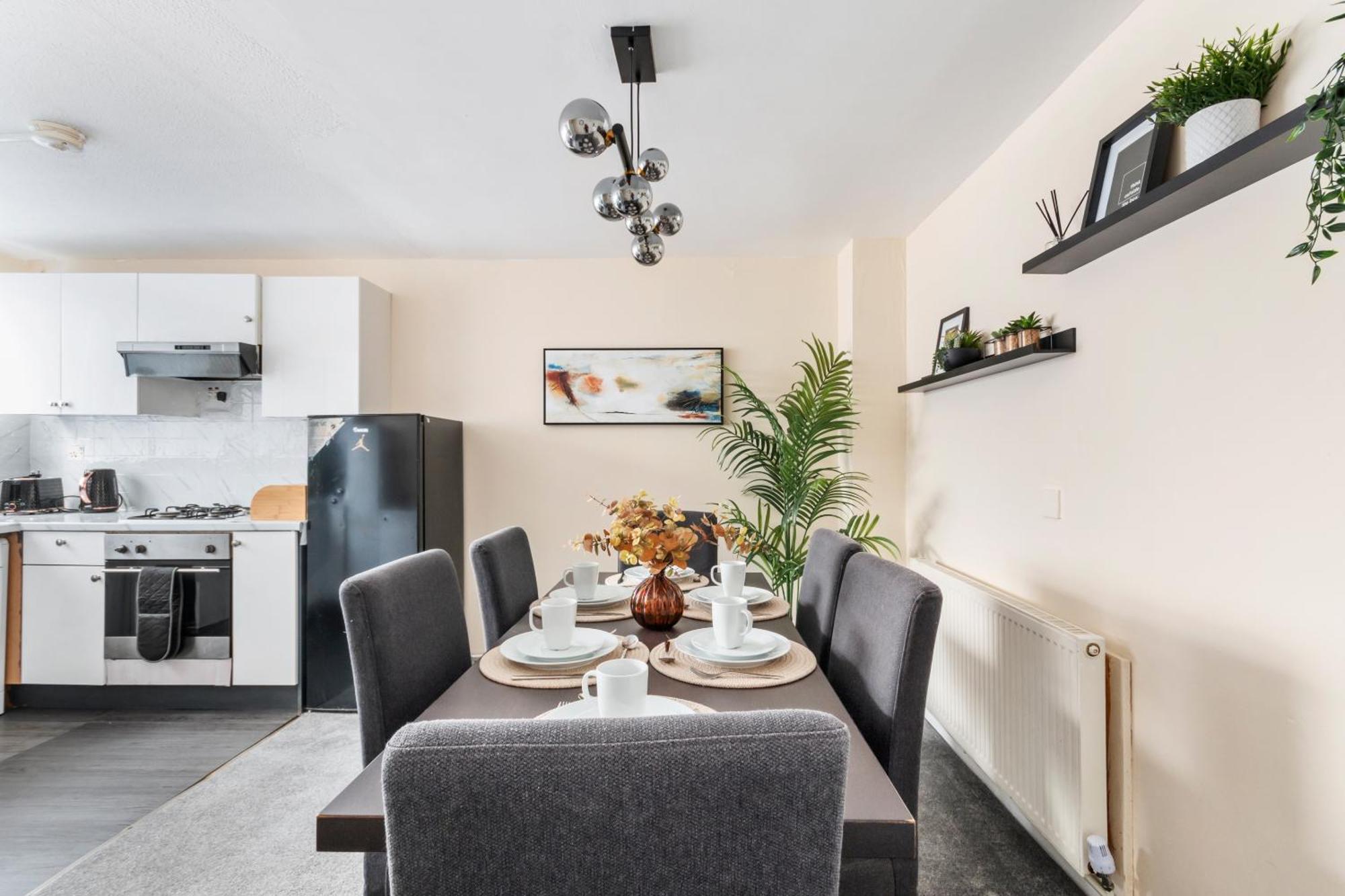 Cozy Near O2 Arena Gasthof *